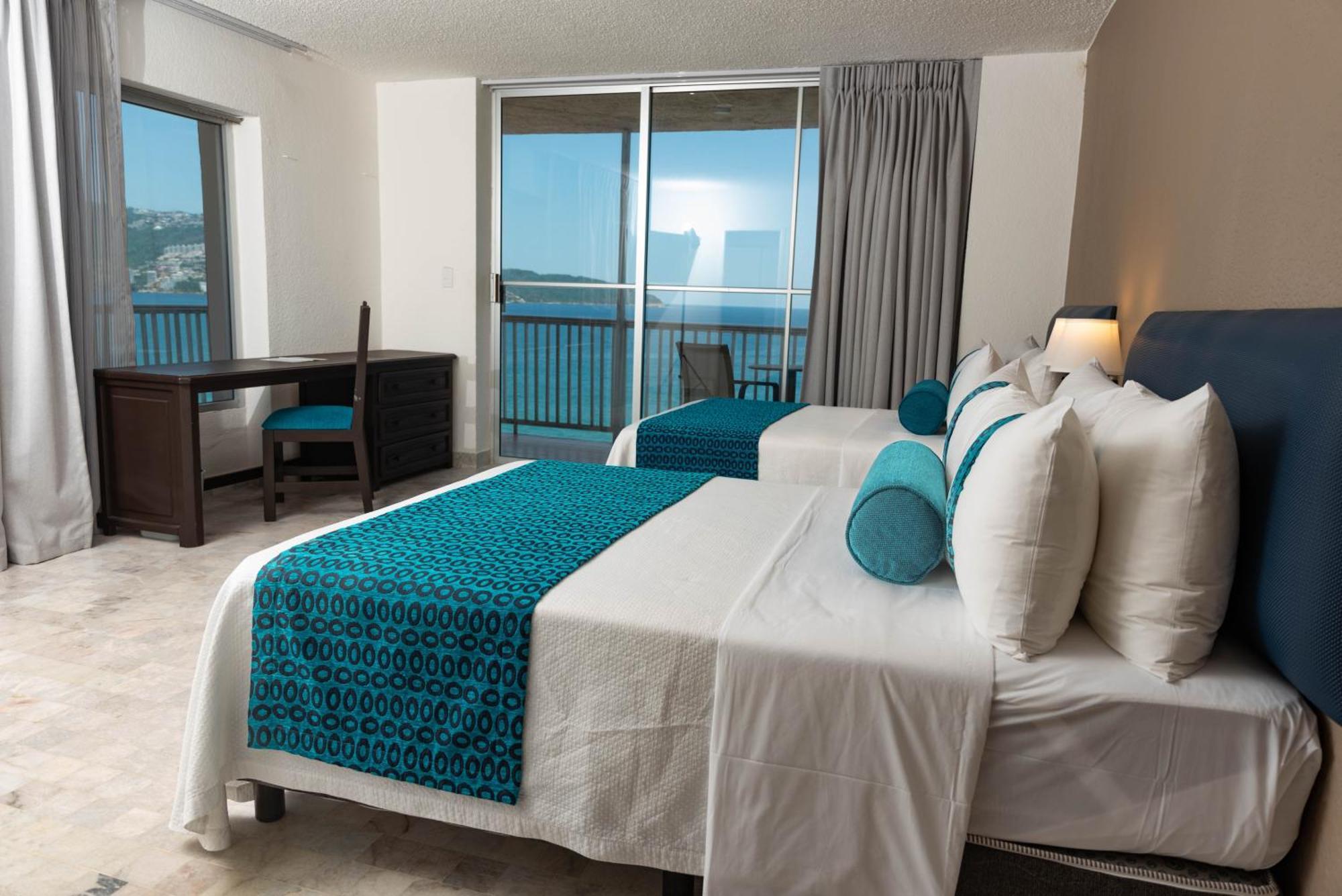 Ritz Acapulco All Inclusive Eksteriør bilde A guest room at the hotel